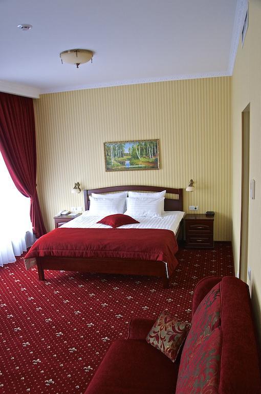 Slava Hotel Zaporizhia Exterior foto